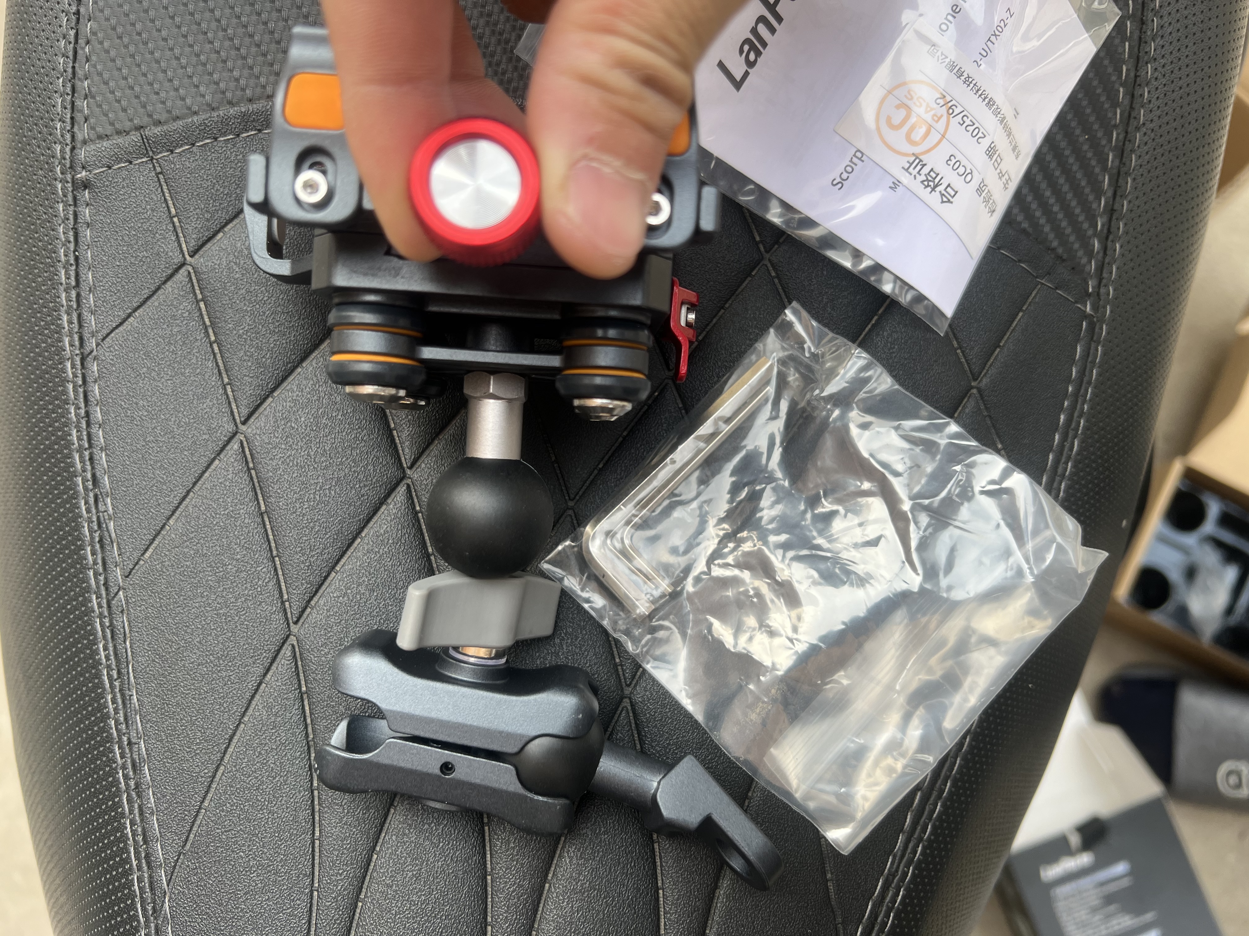 兰帕特摩托车手机支架电动车防震防抖新款全铝合金适用九号小牛外卖骑手 钛灰色丨镜座安装款 实拍图