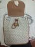 MICHAEL KORS迈克高仕 MK Cheryl 中号通勤翻盖双肩包书包女包 香草白/橡果棕 149 中号 实拍图