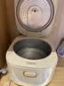 美的（Midea）小碧玉电饭煲2-3人3升0氟陶瓷白玉内胆家用电煮锅煲汤煮粥智能预约多功能一锅多用微压电饭锅RE360 实拍图