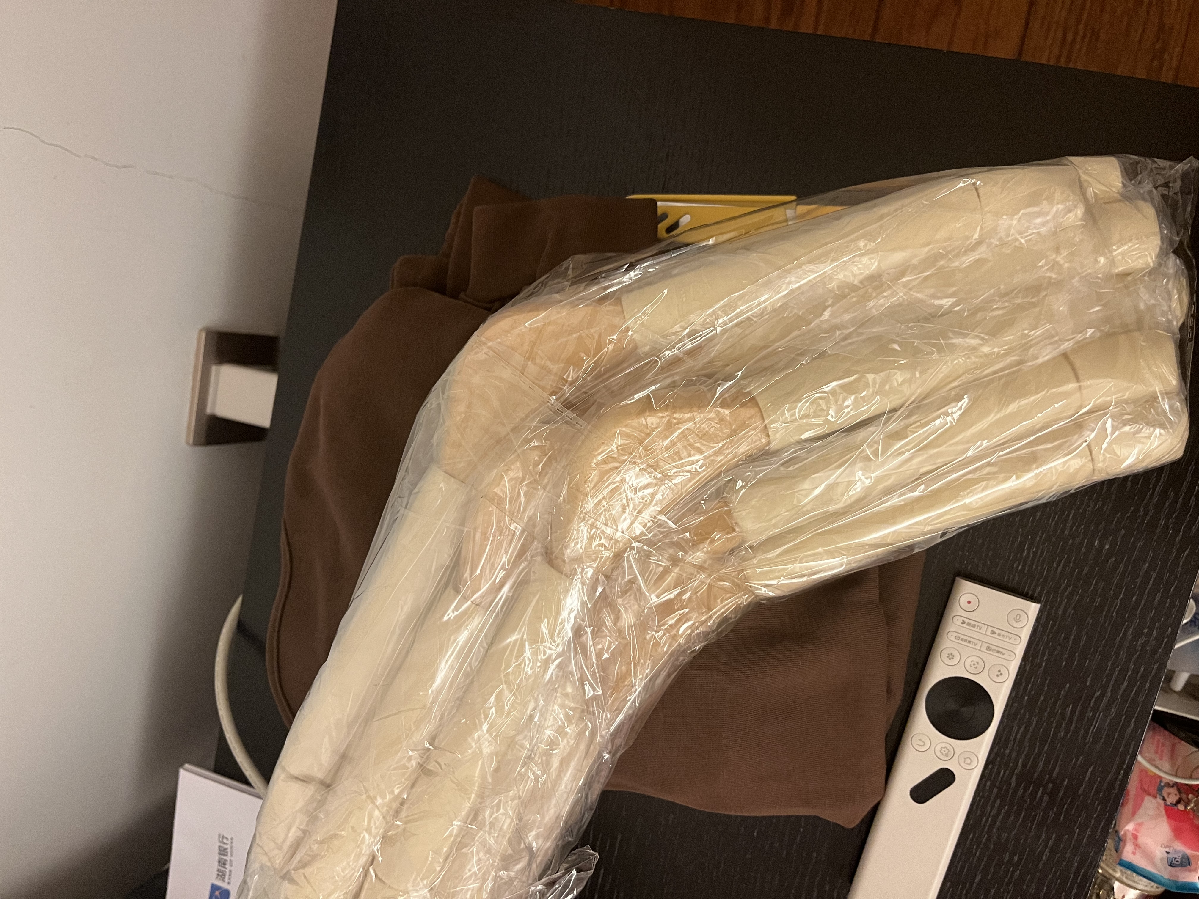 范爷家实木海绵衣架10个婚纱家用防滑无痕肩角不起包挂衣柜真丝衣服撑子 实拍图