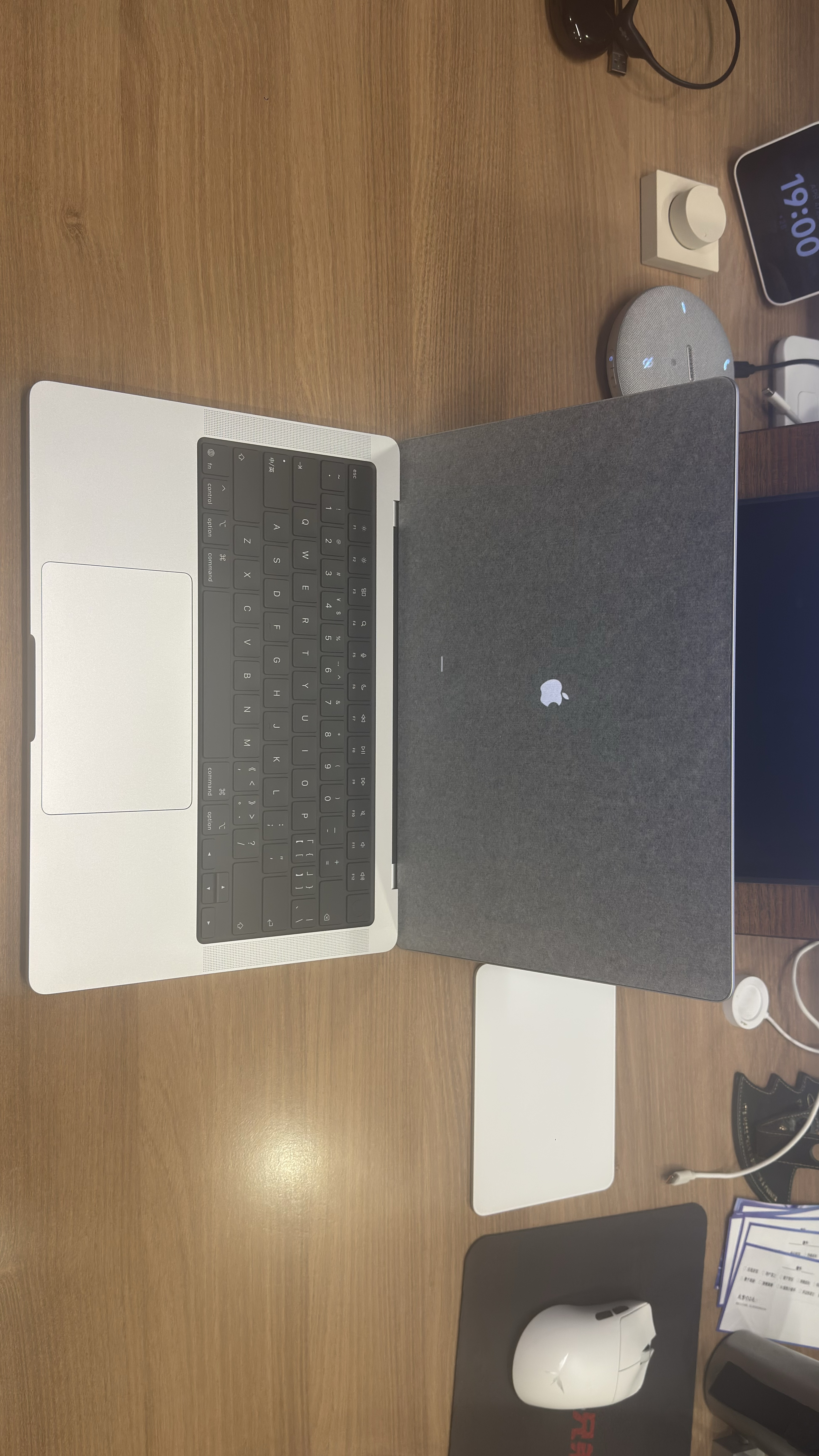 Apple/苹果/苹果AI笔记本/MacBookPro14英寸M5 Max(18+40核) 128G 4T银色纳米玻璃笔记本电脑Z1MK0017Y 实拍图