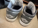 Jordan男休闲鞋乔丹 新款影子灰AJ1 JORDAN 1运动鞋553558-044灰白41 实拍图