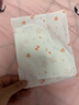 棉之润一次性围兜口水巾【50片装】婴儿旋转免洗围嘴宝宝隔水饭兜字母款 实拍图