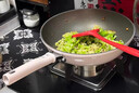九阳（Joyoung）炒锅家用炒菜锅健康含钛不粘锅平底电磁炉明火通用30cm带锅盖 实拍图