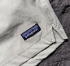 巴塔哥尼亚（Patagonia）男女情侣款通勤P-6 Logo混纺棉休闲潮流户外透气短袖T恤 38504 BLK黑色 S 164/175(CM)  60/69(KG) 实拍图
