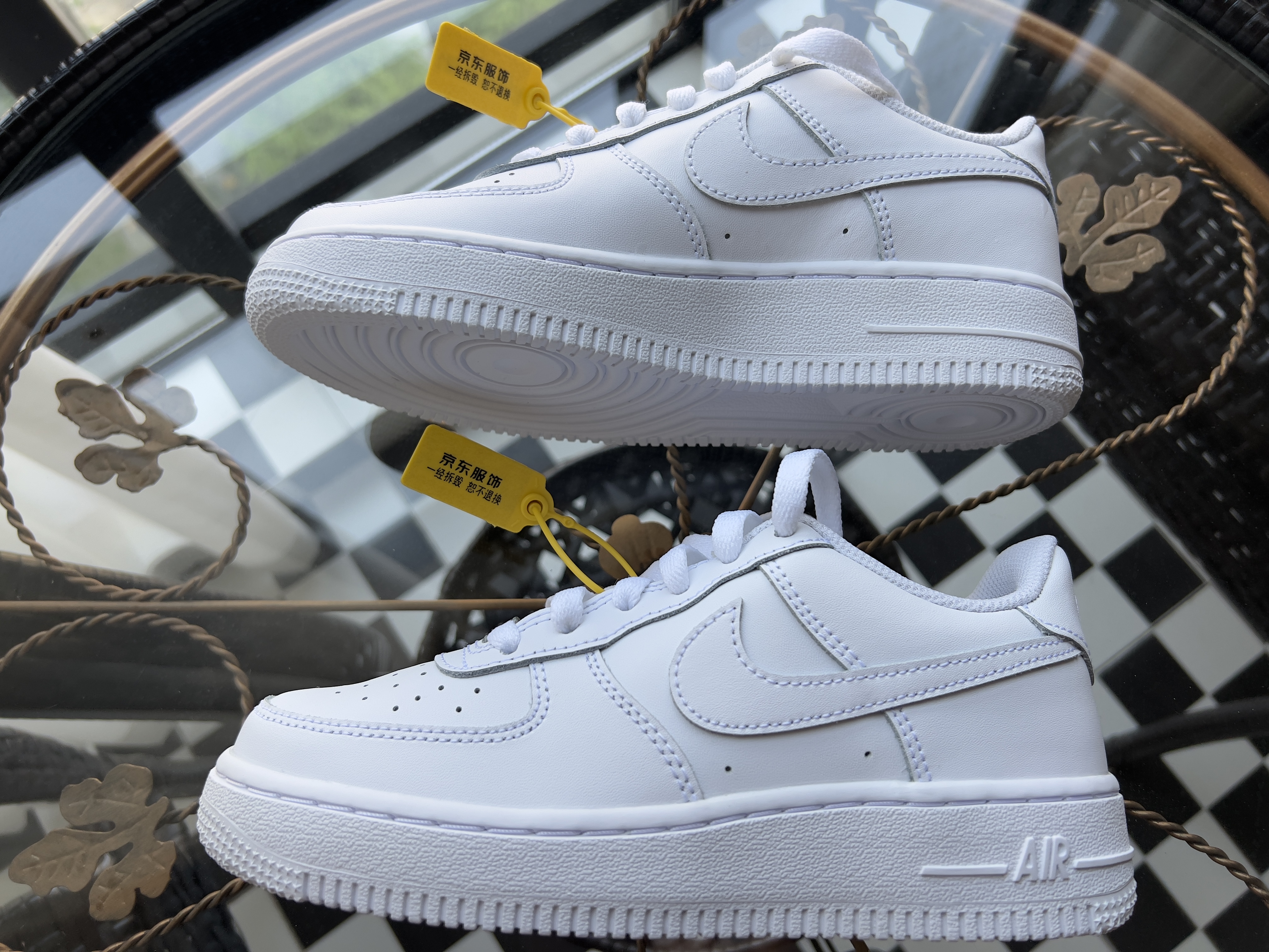 耐克NIKE女子空军一号AF1 百搭大童运动鞋DH2920-111白35.5 实拍图