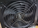 爱国者（aigo）额定500W 黑暗骑士650DK 台式机电脑电源 主动式PFC/宽幅输出/高品质电容/支持背线/大单路12V 实拍图