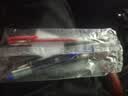 uni三菱 uni-ball UM-100黑红蓝中性笔高颜值0.5mm签字笔商务学生考试刷题专用水笔水性笔 3支 实拍图