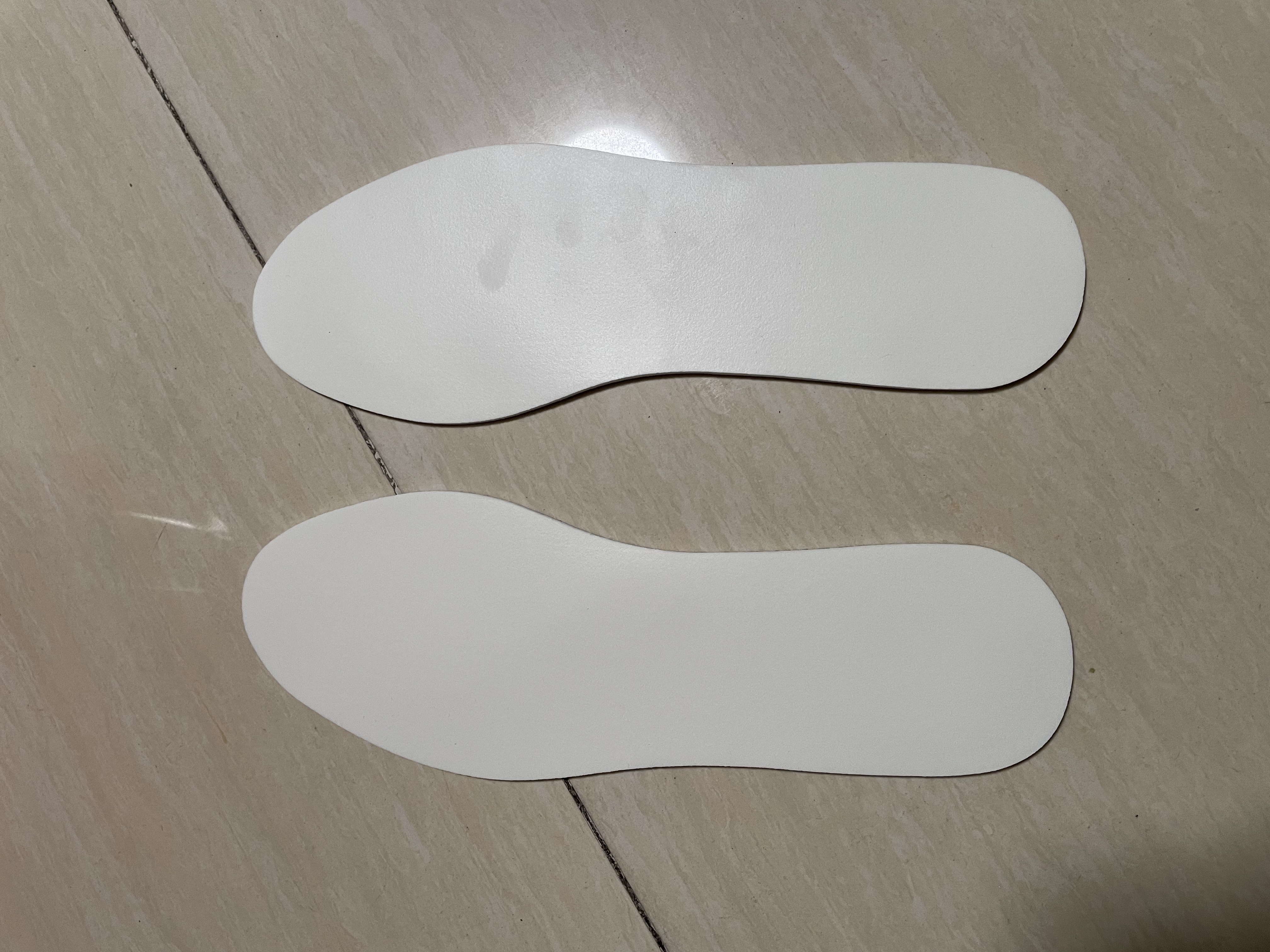 2双装 超薄乳胶鞋垫男吸汗防臭透气夏季鞋垫女超软防痛光脚防滑 2双装-灰白色 4142码 实拍图