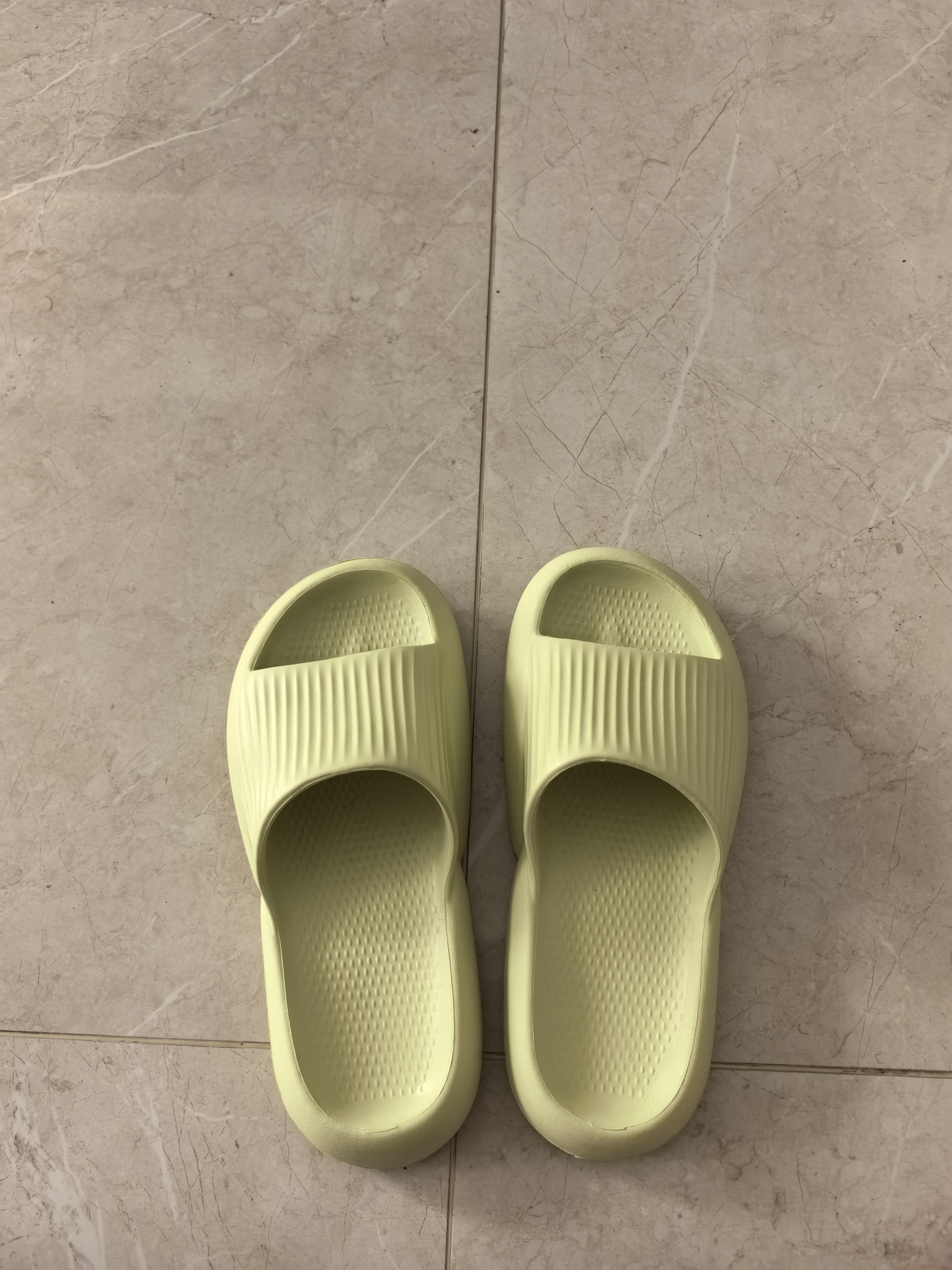 果洛菲（GUOLUOFEI）踩屎感厚底凉拖鞋男夏季浴室洗澡防滑情侣室内凉拖男 实拍图