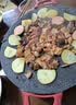 烤肉锅电烤盘烤肠机烤肉炉烧烤锅家用麦饭石少烟不粘插电铁板烧 40CM麦饭石烤肉盘8人以上 1层 送面包夹油刷 实拍图