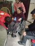 鱼跃 (yuwell)手动轮椅车H062折叠老人轻便免充气铝合金旅行手推代步 实拍图