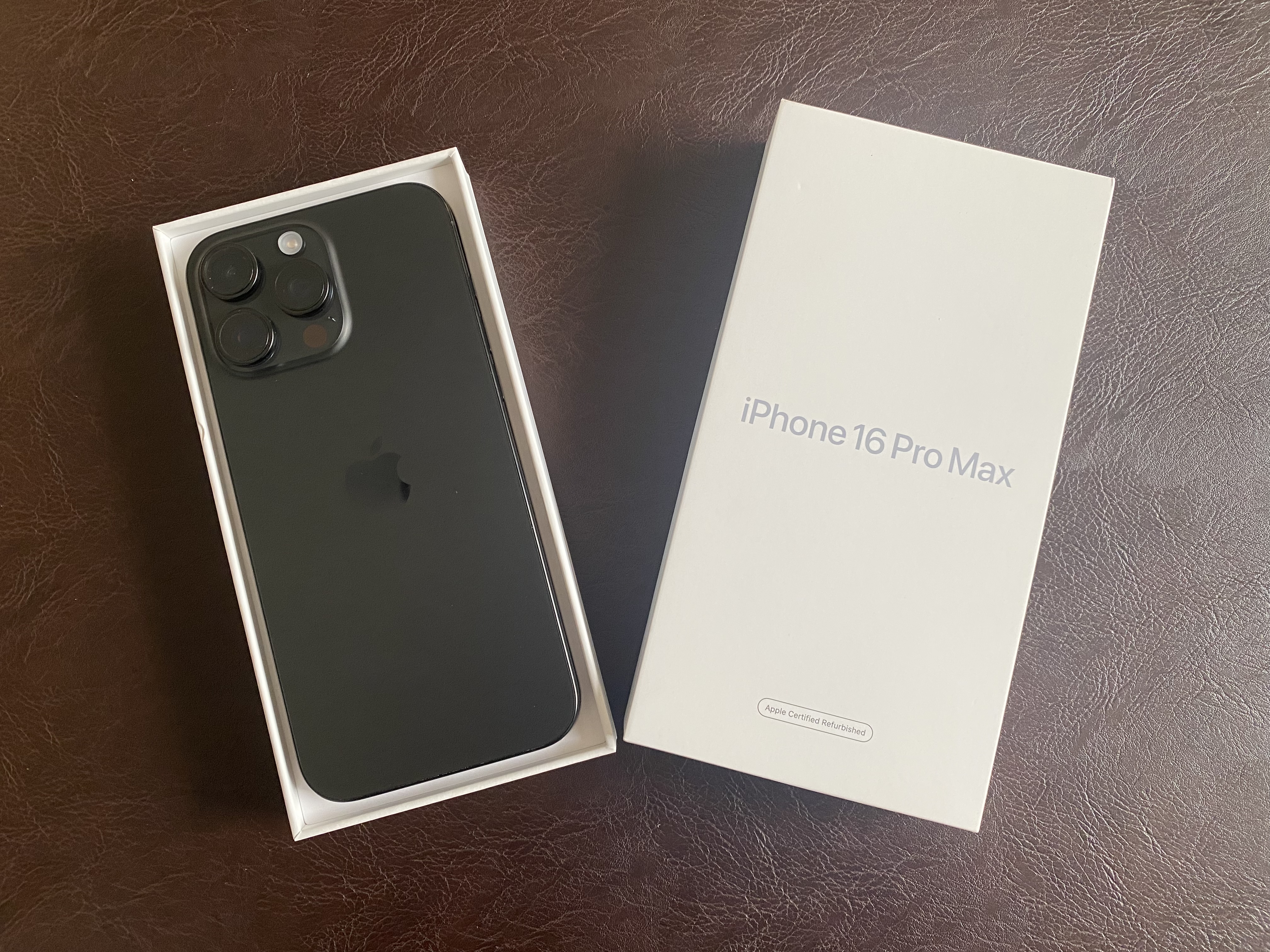 Apple 【支持满血siri AI】苹果 iPhone 16 PM 官方认证良品 CPO 礼物 双实体SIM卡 港版 黑色 256GB 实拍图