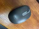 罗技（Logitech）M196 无线蓝牙鼠标 办公鼠标 笔记本商务办公家用 小巧便携 对称手型 石墨灰 实拍图