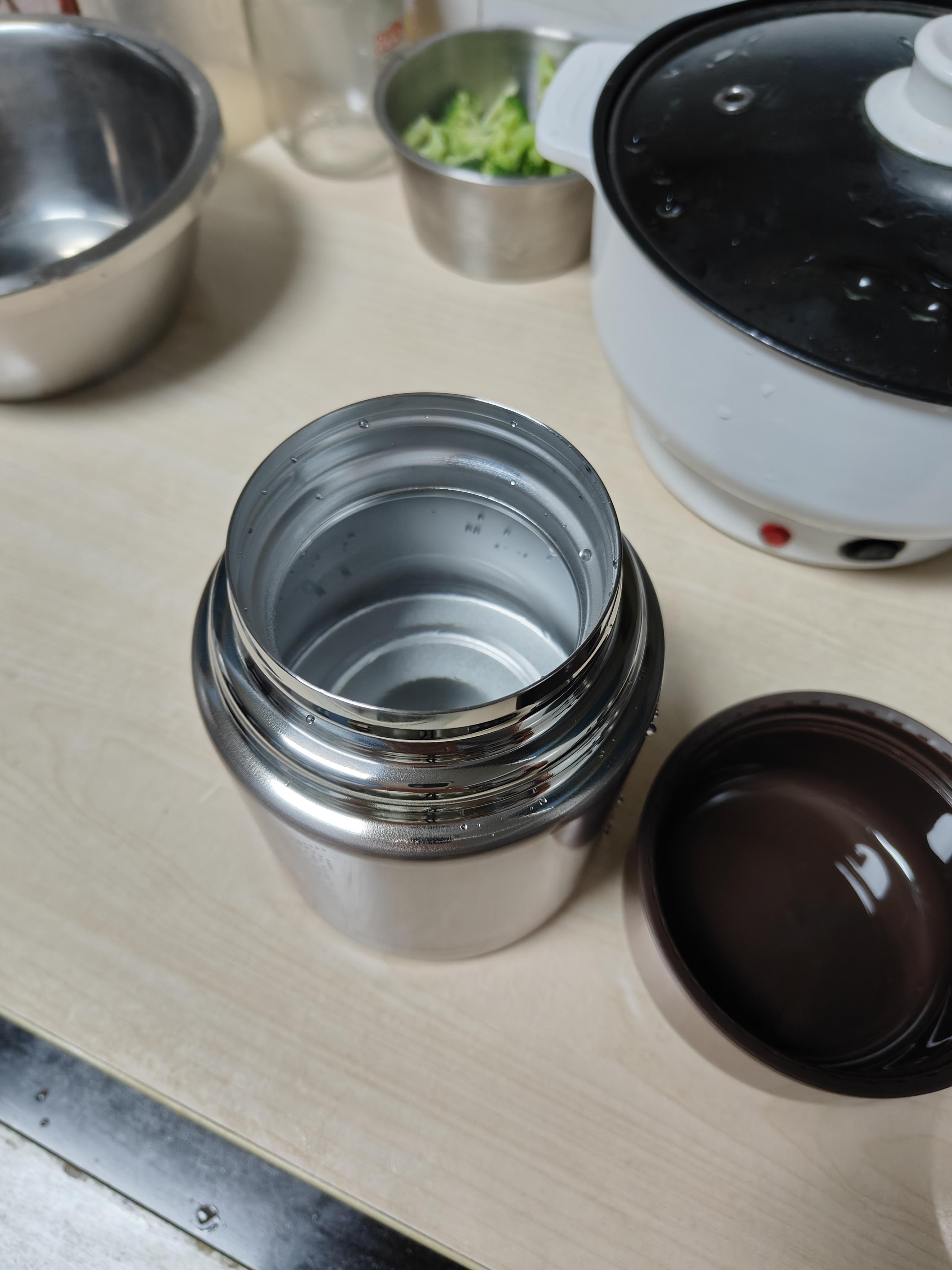 恩尔美（nRMEi）焖烧杯保温饭盒316闷焖烧罐焖粥壶神器大容量银耳羹双层焖烧饭盒 【抗菌316+餐具餐包】金色800ml 实拍图