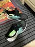 特步（XTEP）青少年氢风8护足跑鞋男生透气旋纽扣科技运动鞋 黑/极光绿 35 晒单实拍图