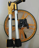 得力（deli）轮式测距仪双折叠机械测距轮尺手推式滚尺测量工具318mm大轮 实拍图