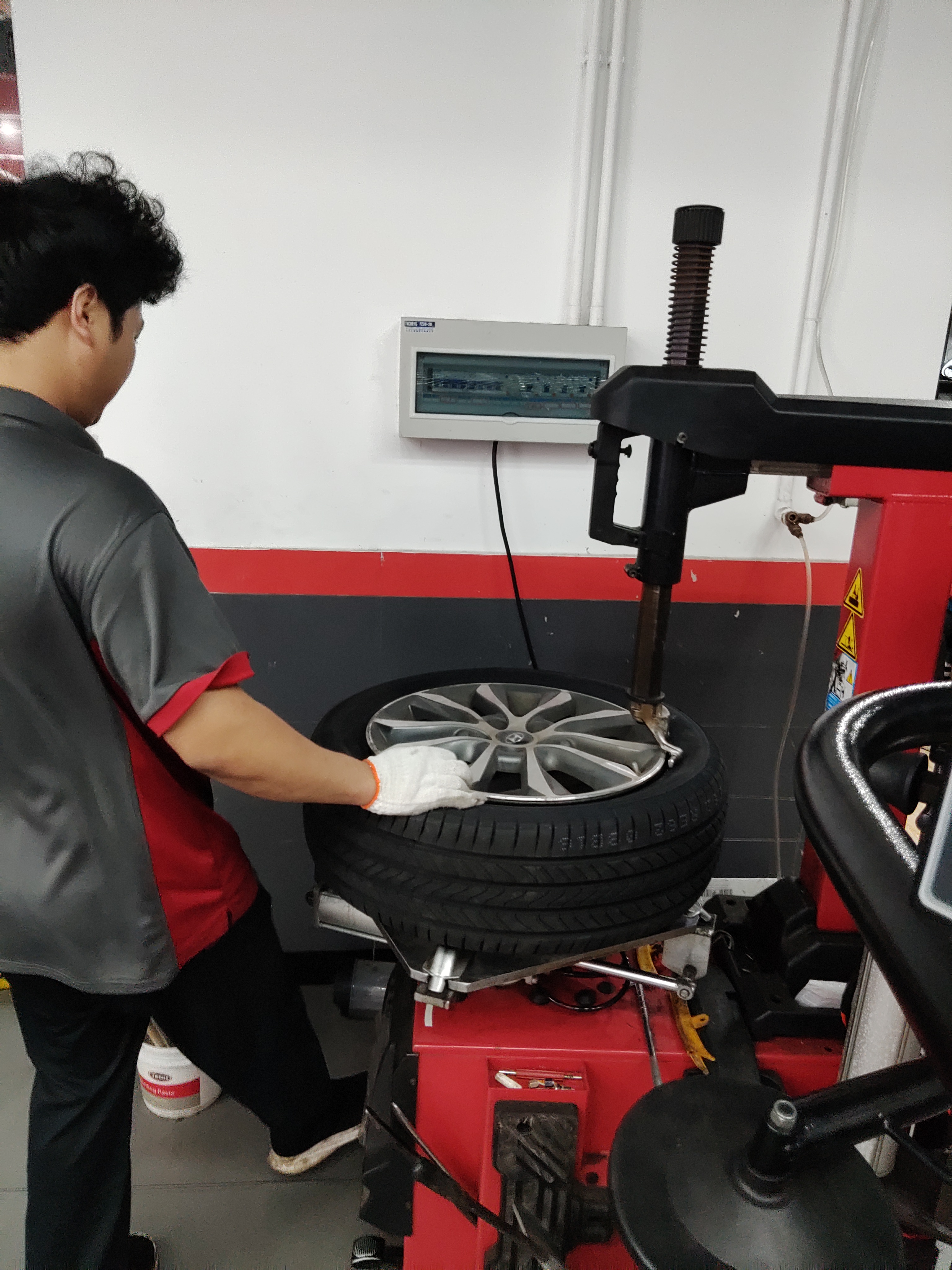 赛轮液体黄金新能源汽车轮胎215/55R17 94W E01+适配迈腾/本田XRV 实拍图
