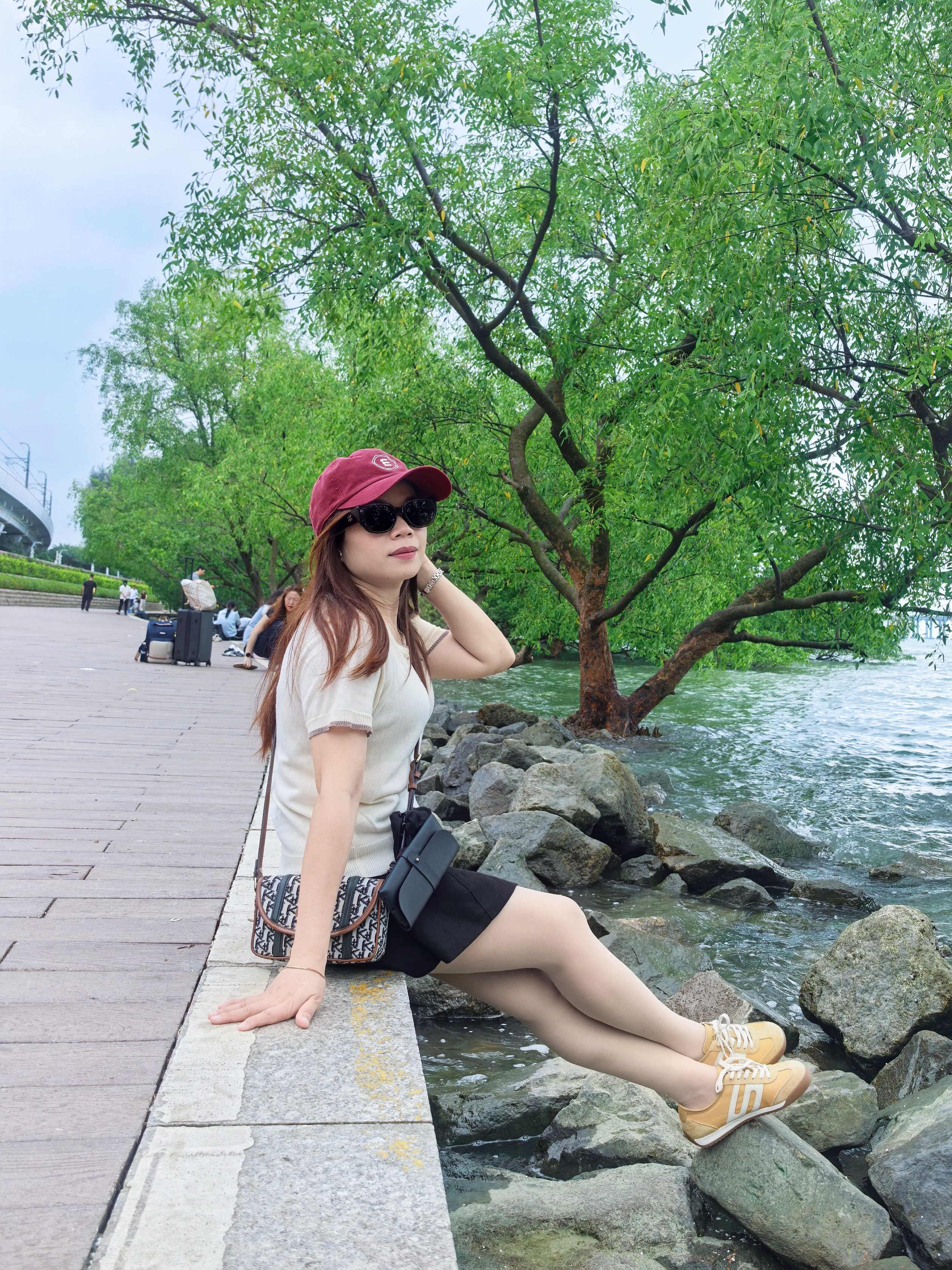 百丽（Belle）张凌赫同款小轻甘2.0透气夏季薄款休闲鞋女商场德训鞋D3W1D预售 黄色 37 (235mm) 实拍图
