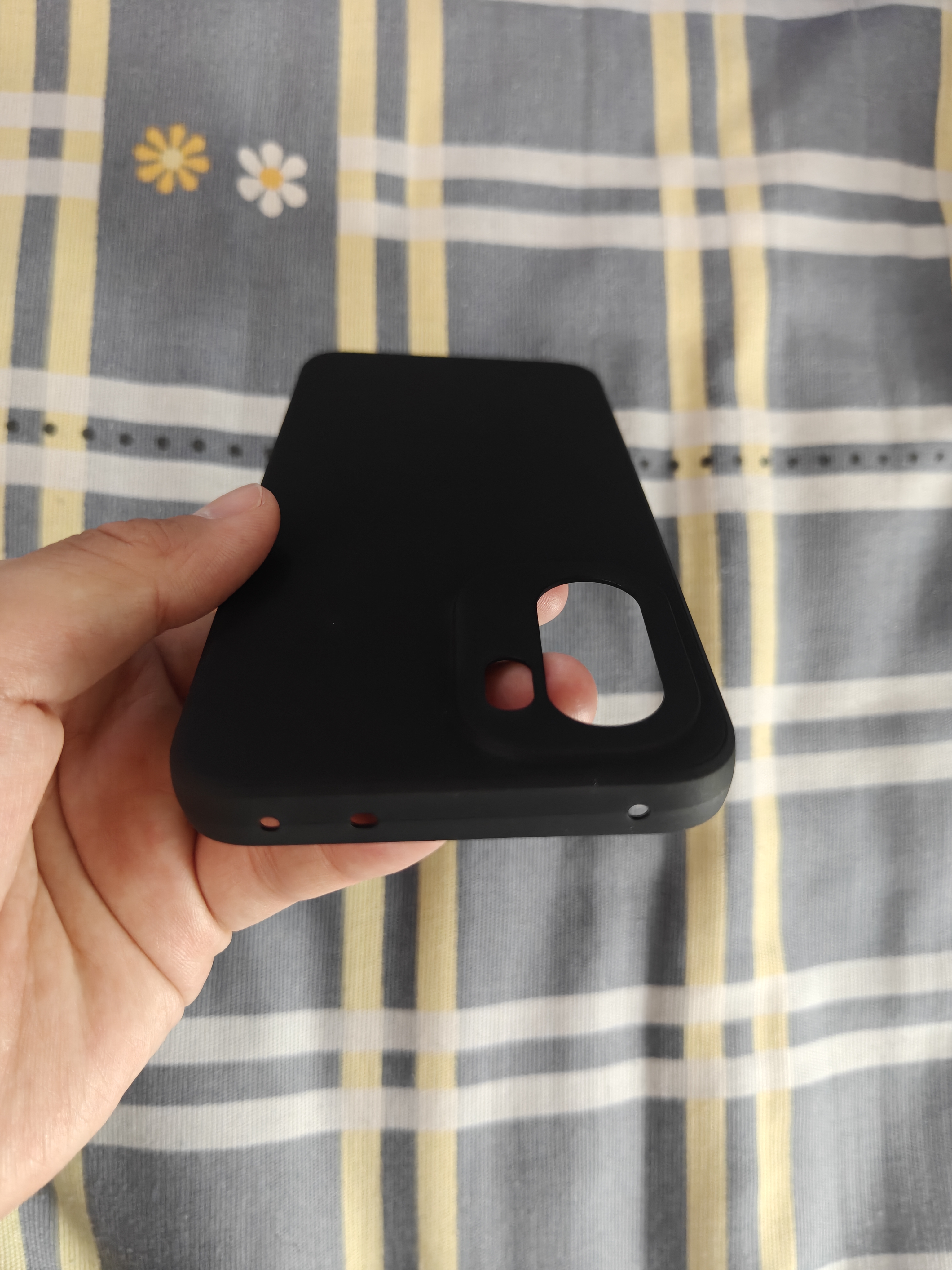 顾京 一加Ace6T手机壳1+OnePlus Ace6T新款5G液态硅胶软壳镜头全包围网红防摔超薄简约男女保护套 一加Ace6T【静夜黑】单壳 . 实拍图