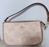 蔻驰（COACH）【品牌直供】女士NOLITA19小号手提麻将包CW426礼物 实拍图