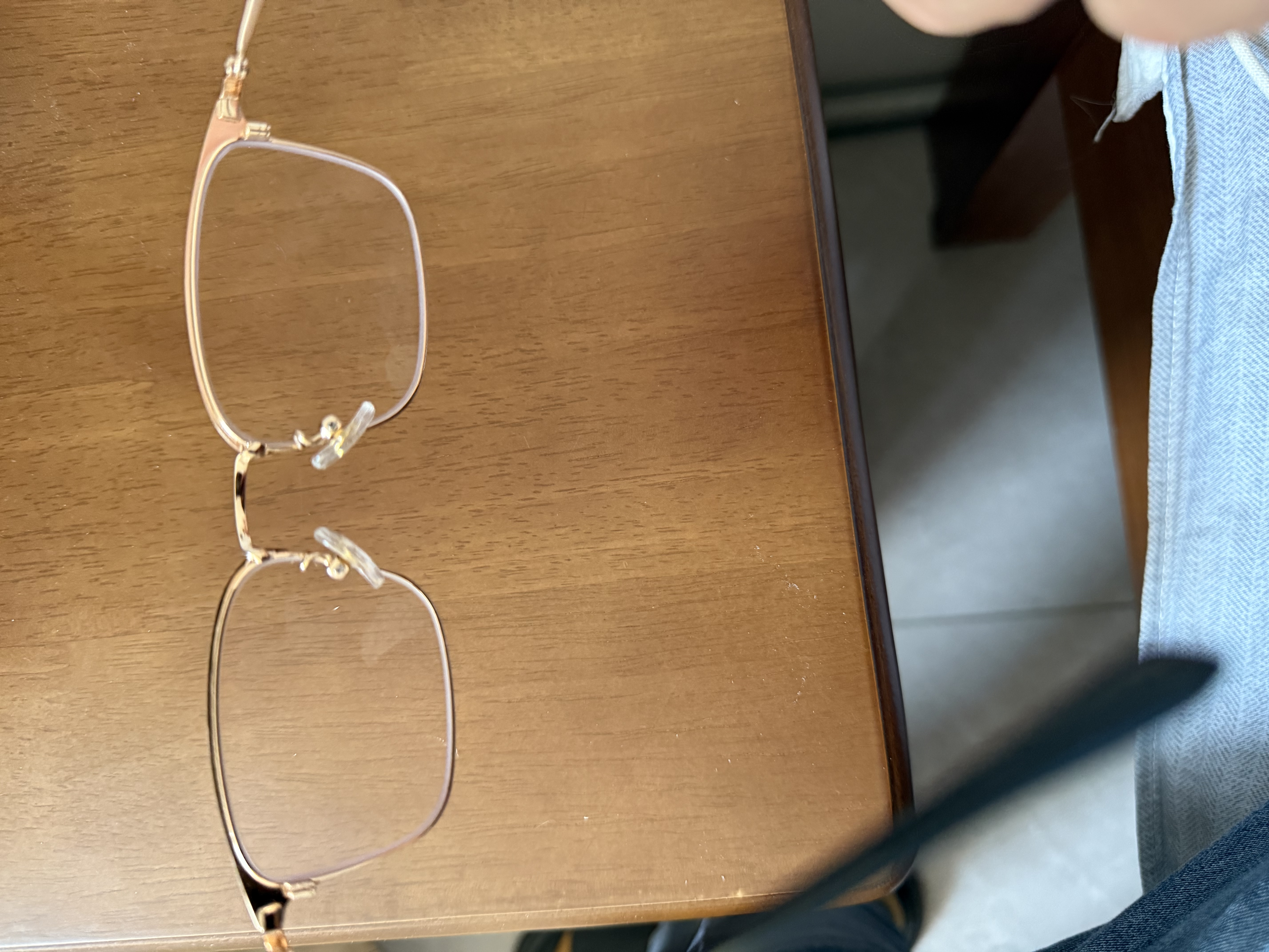 依视路（ESSILOR）【买镜片送镜框】非球面钻晶A3升级钻晶膜岩耐磨轻薄近视镜片 实拍图