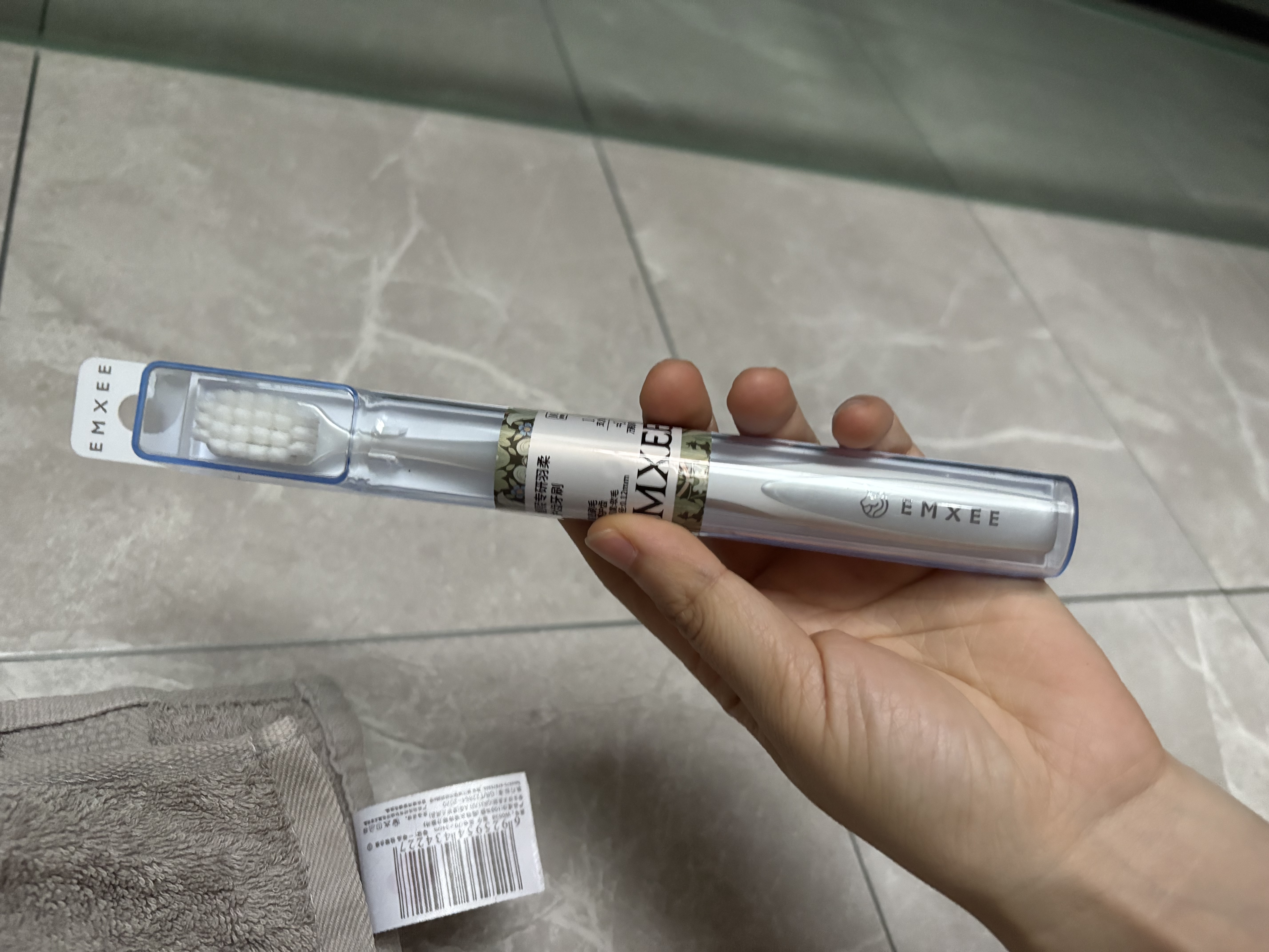 嫚熙（EMXEE）月子牙刷怀孕期软毛超软孕产妇口腔护理除口臭洗漱用品 宽头软毛牙刷*1支 实拍图