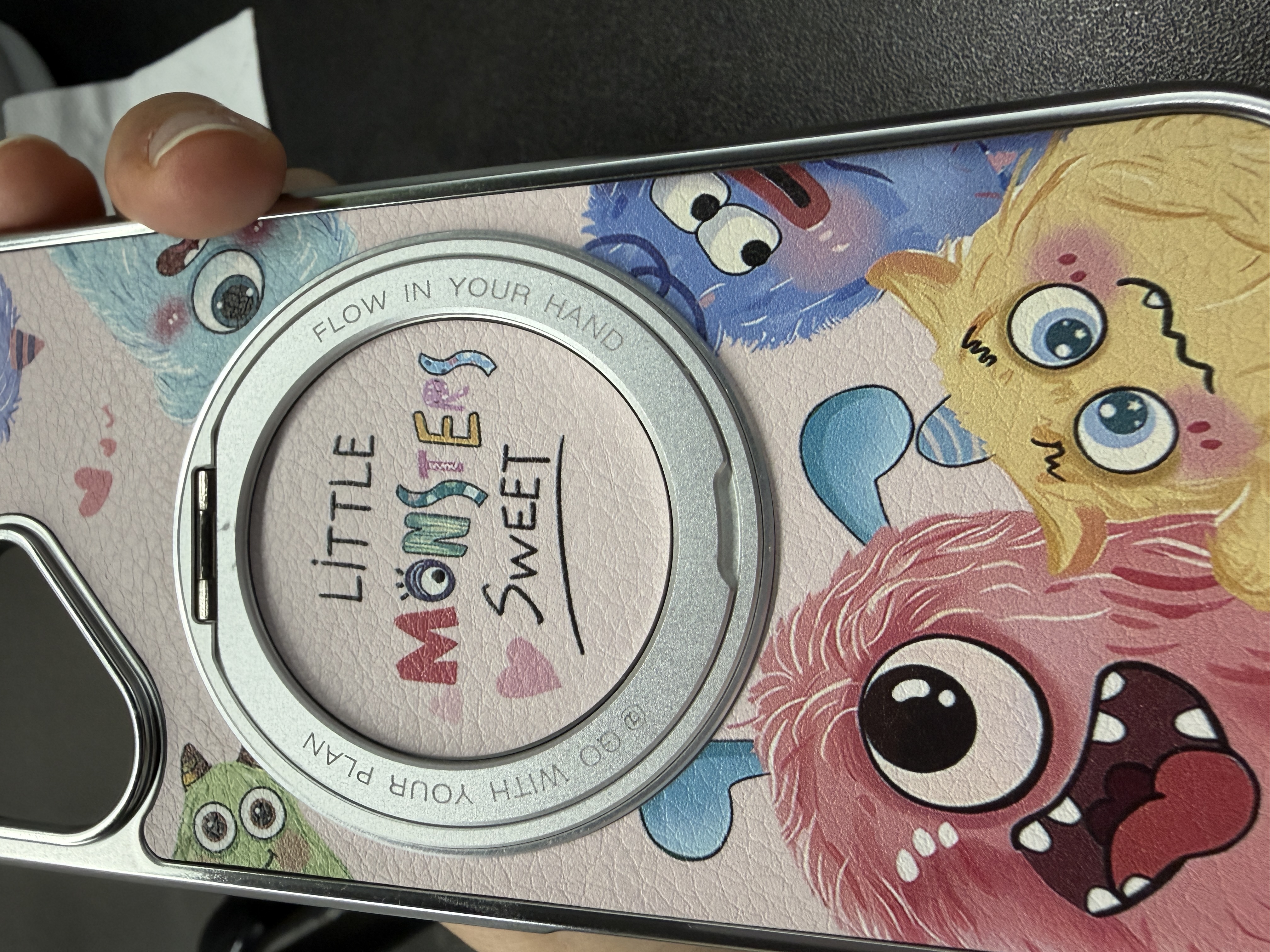 珂莉蔓适用苹果17手机壳磁吸旋转支架iphone17保护外壳防摔散热超薄皮质高级感卡通可爱男女生-可爱小怪 实拍图