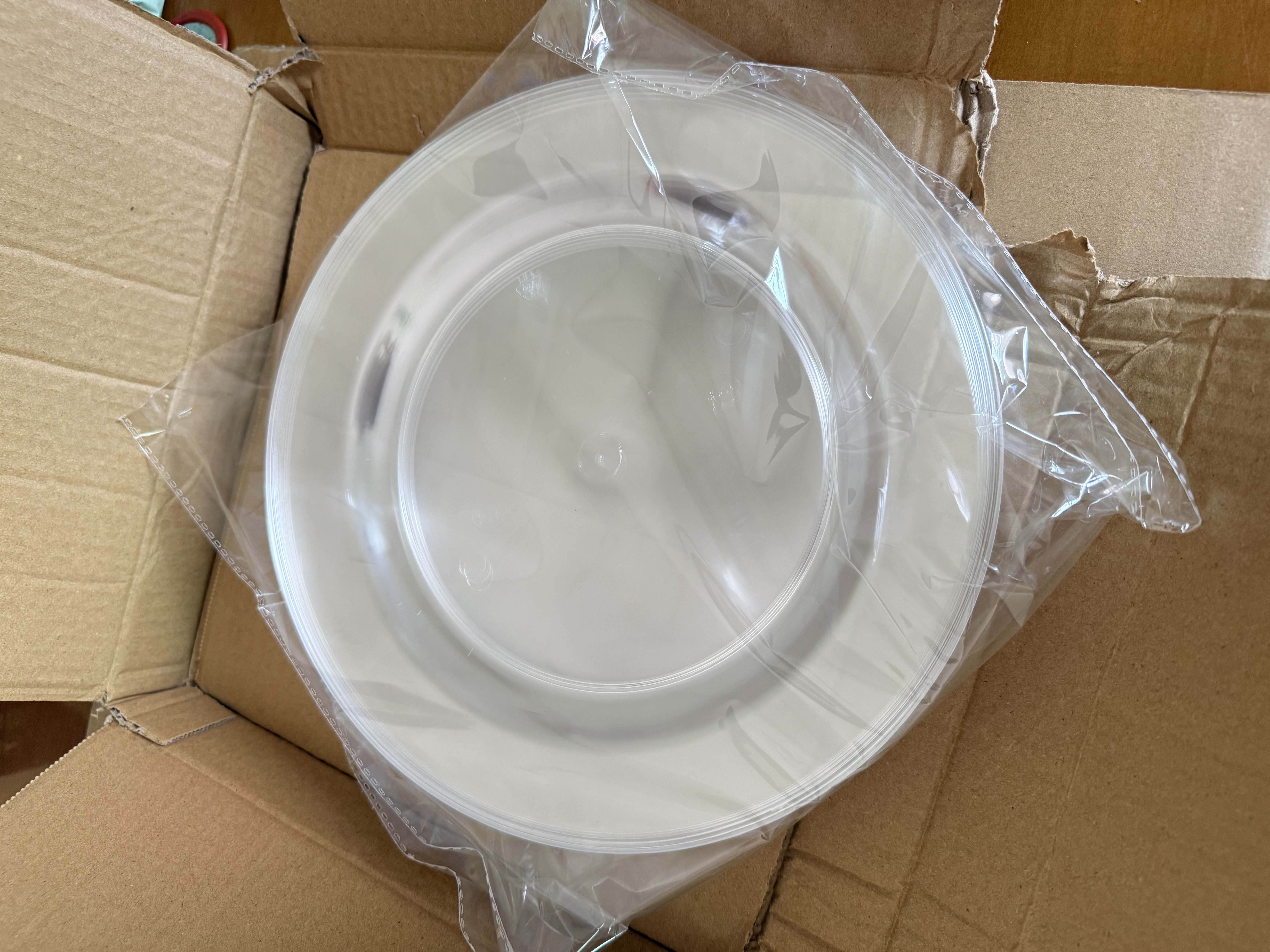 SHUANG YU一次性航空盘26cm*10只水晶碟子零食烧烤野餐加厚圆形盘子 实拍图