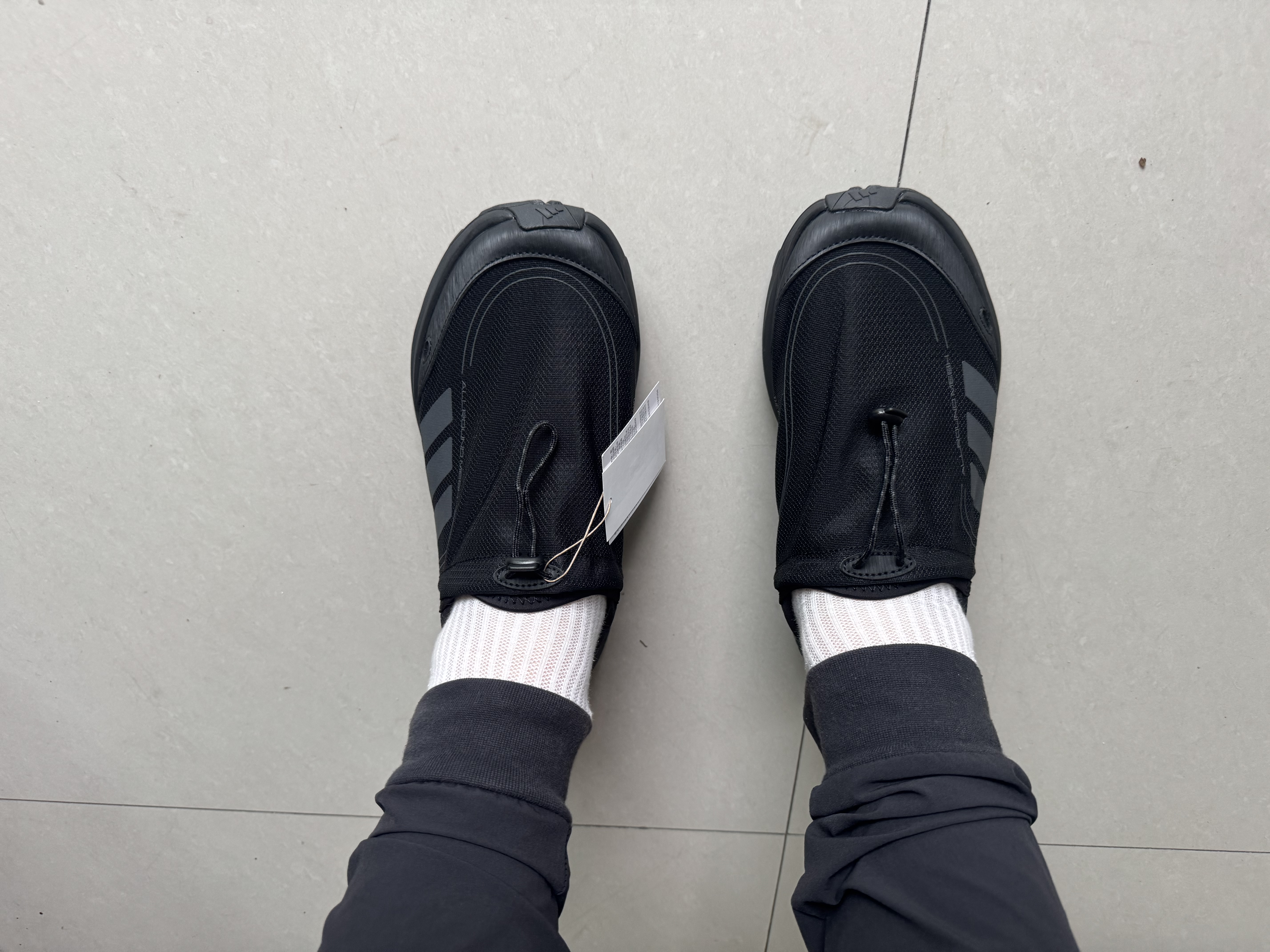 阿迪达斯（adidas）男鞋女鞋夏季户外徒步鞋网面透气一脚蹬运动休闲鞋  43 实拍图