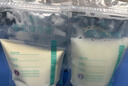 新贝 储奶袋 母乳储存保鲜袋 可冷冻加厚防漏 200ML90片 实拍图