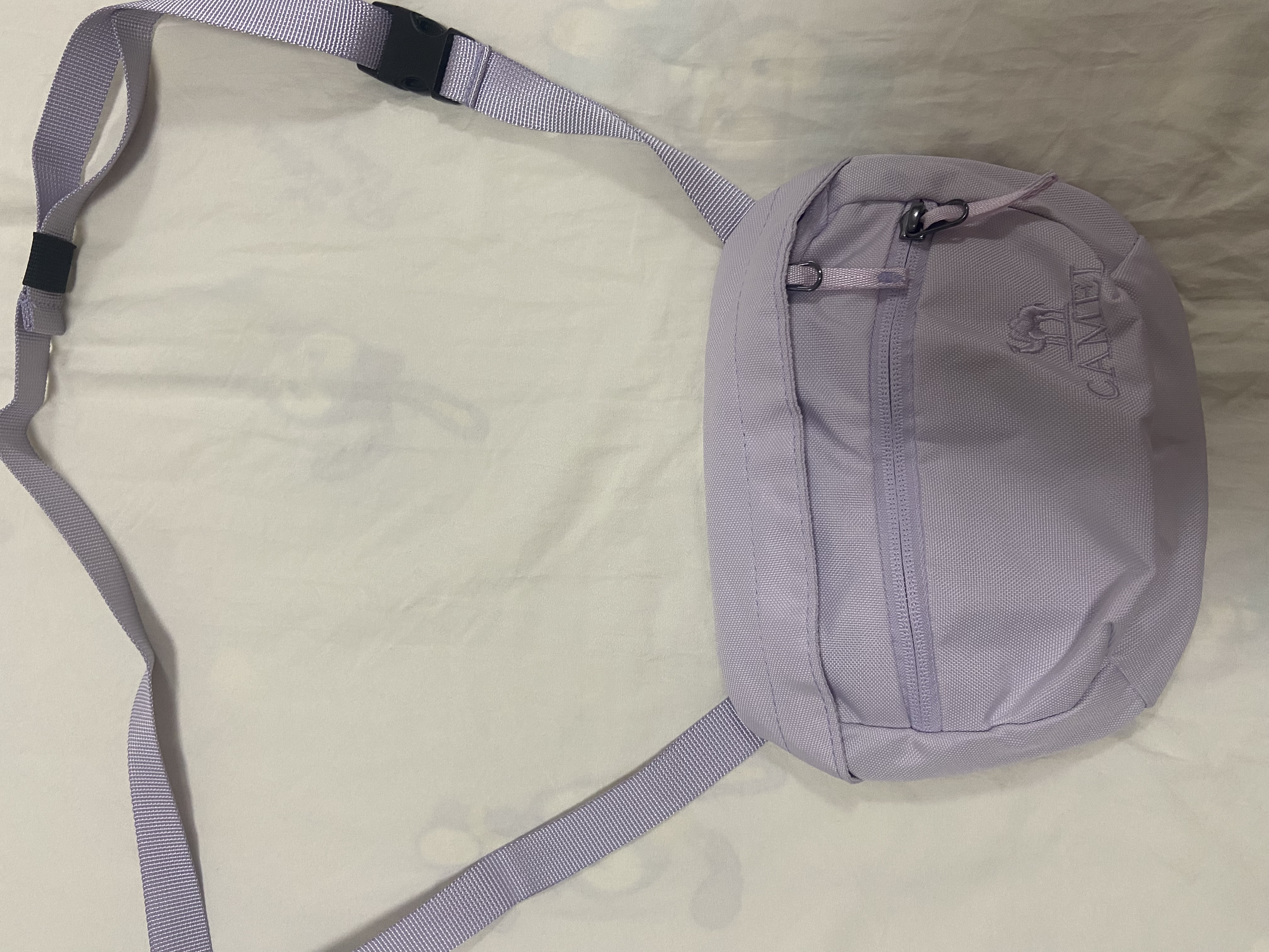 骆驼斜挎小包包单肩女轻量化轻便出游通勤包旅行运动 丁香紫-575C633043 实拍图