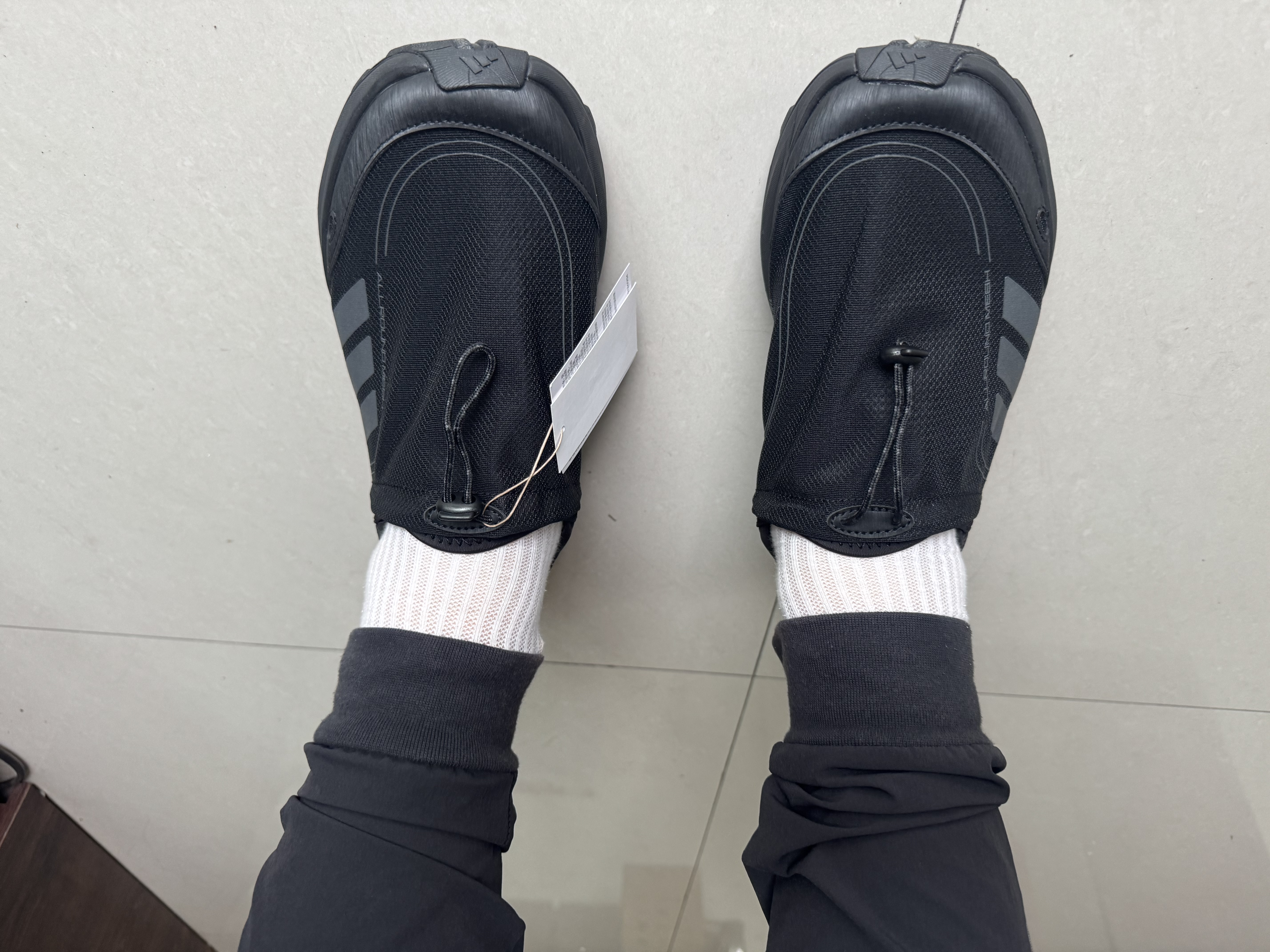 阿迪达斯（adidas）男鞋女鞋夏季户外徒步鞋网面透气一脚蹬运动休闲鞋  43 实拍图