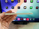 Apple/苹果 Pencil Pro 磁吸触控笔手写笔苹果笔电容笔书写绘画ipad笔 适用于iPad Pro/Air/mini机型 实拍图