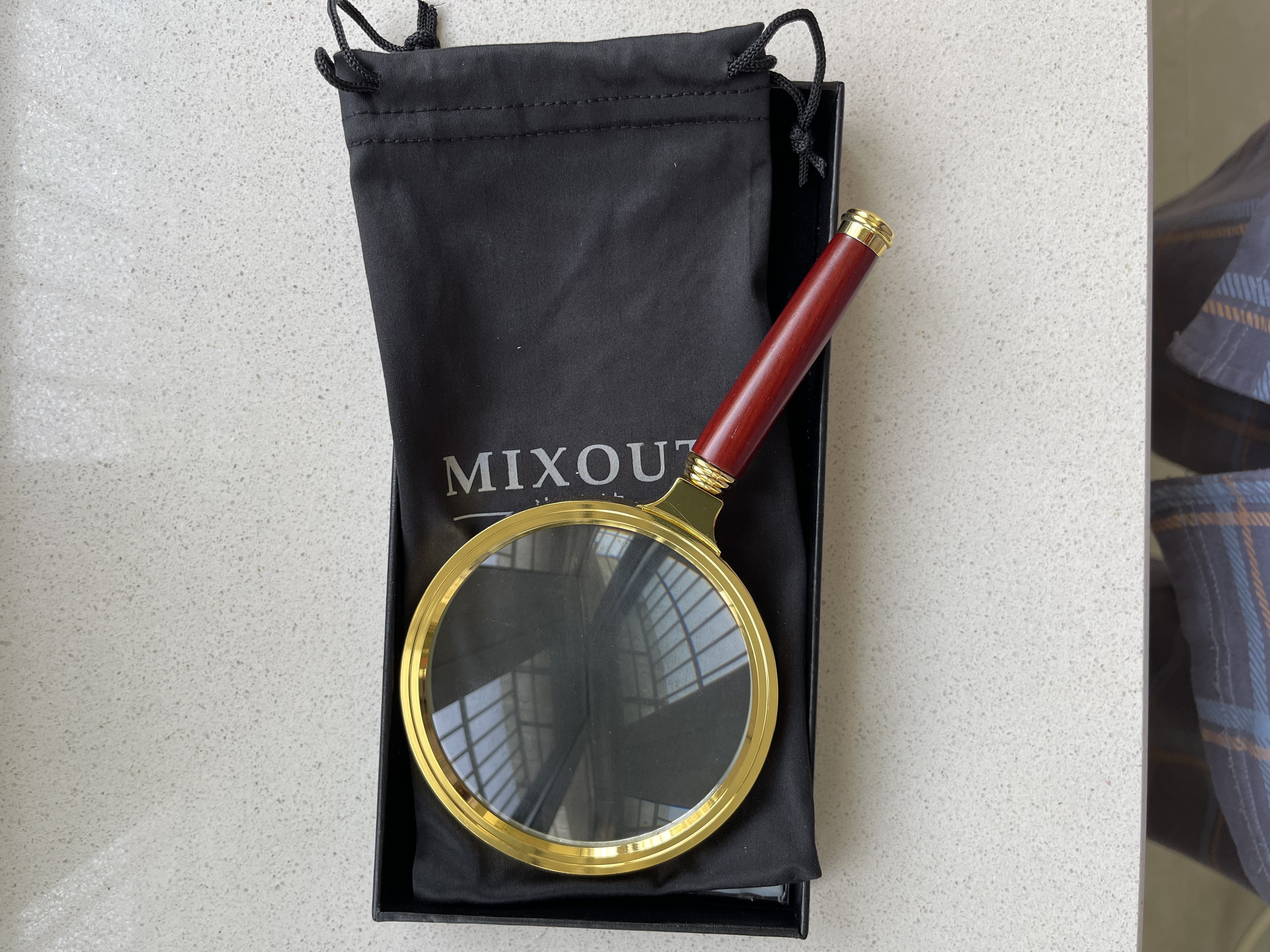 MIXOUT米欧特手持放大镜阅读鉴赏金属木柄高倍高清大口径90mm礼品放大镜 实拍图