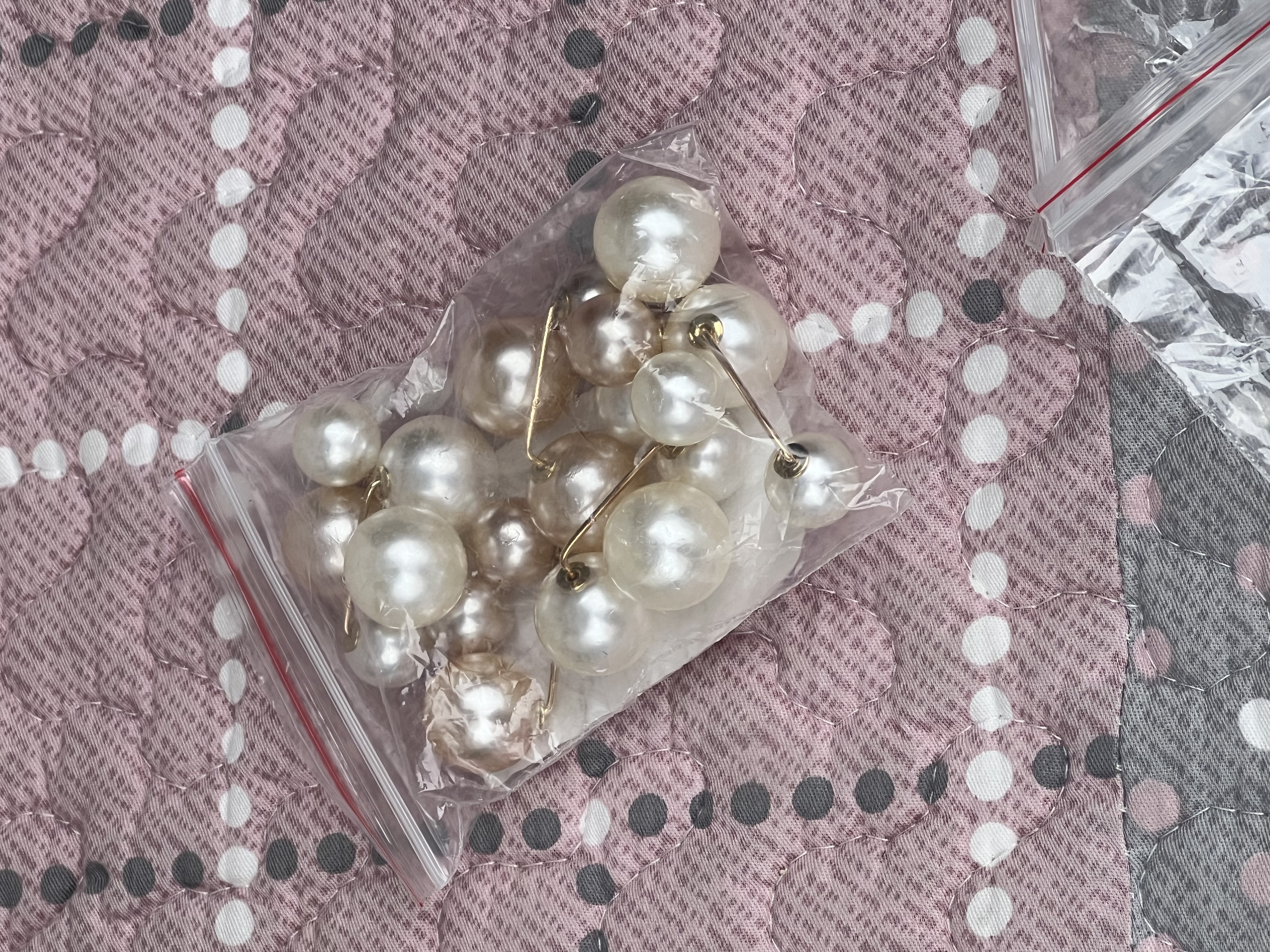 范爷家裤子收腰神器10个防走光胸针扣珍珠别针固定衣服裤大腰围改小扣子 实拍图