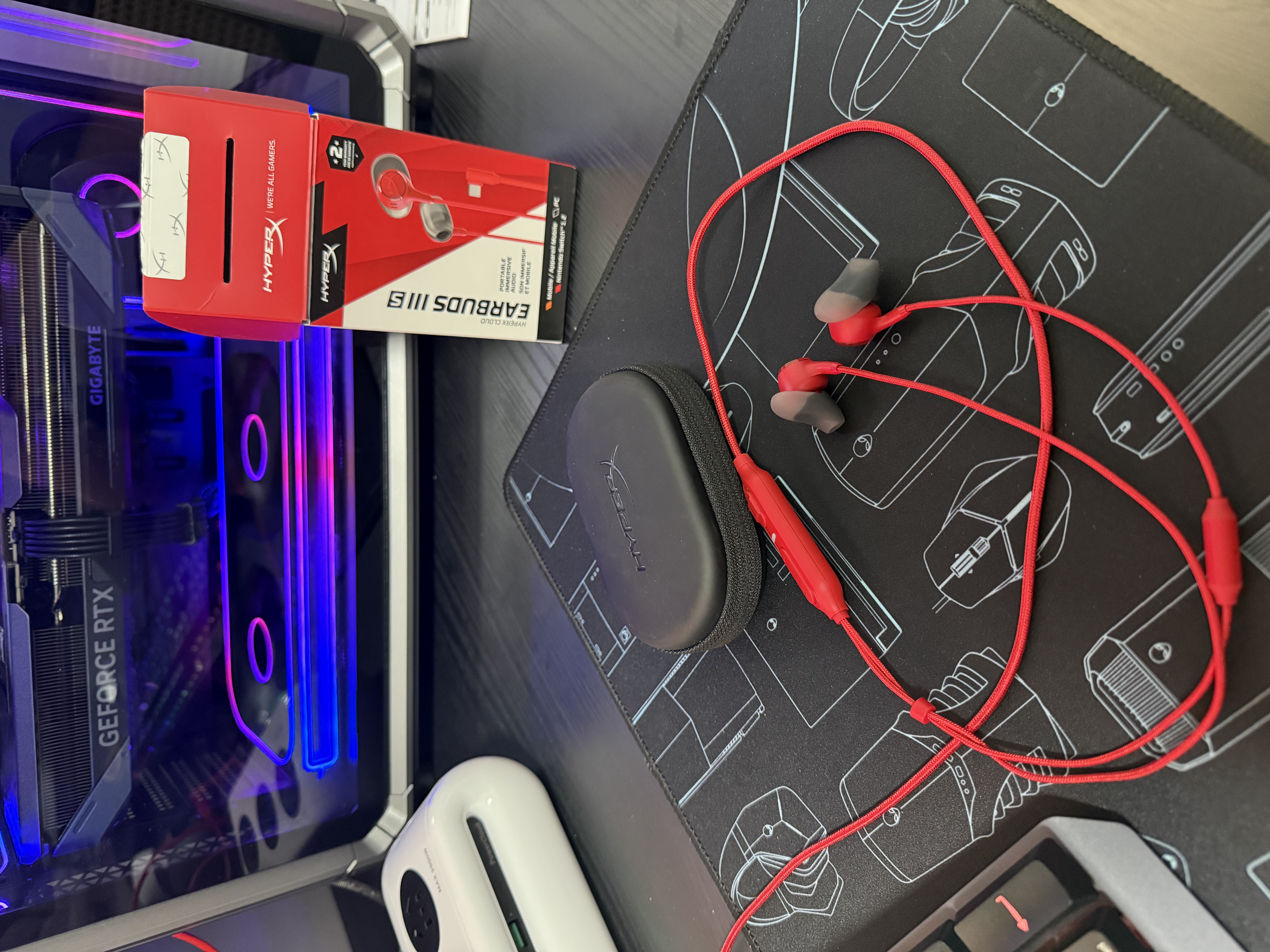 极度未知（HYPERX）飓风2飓风3云雀3阿尔法游戏耳机电竞耳机有线笔记本电脑手机fps吃鸡csgo游戏耳麦 云雀3S红【备件库包装破损】 实拍图