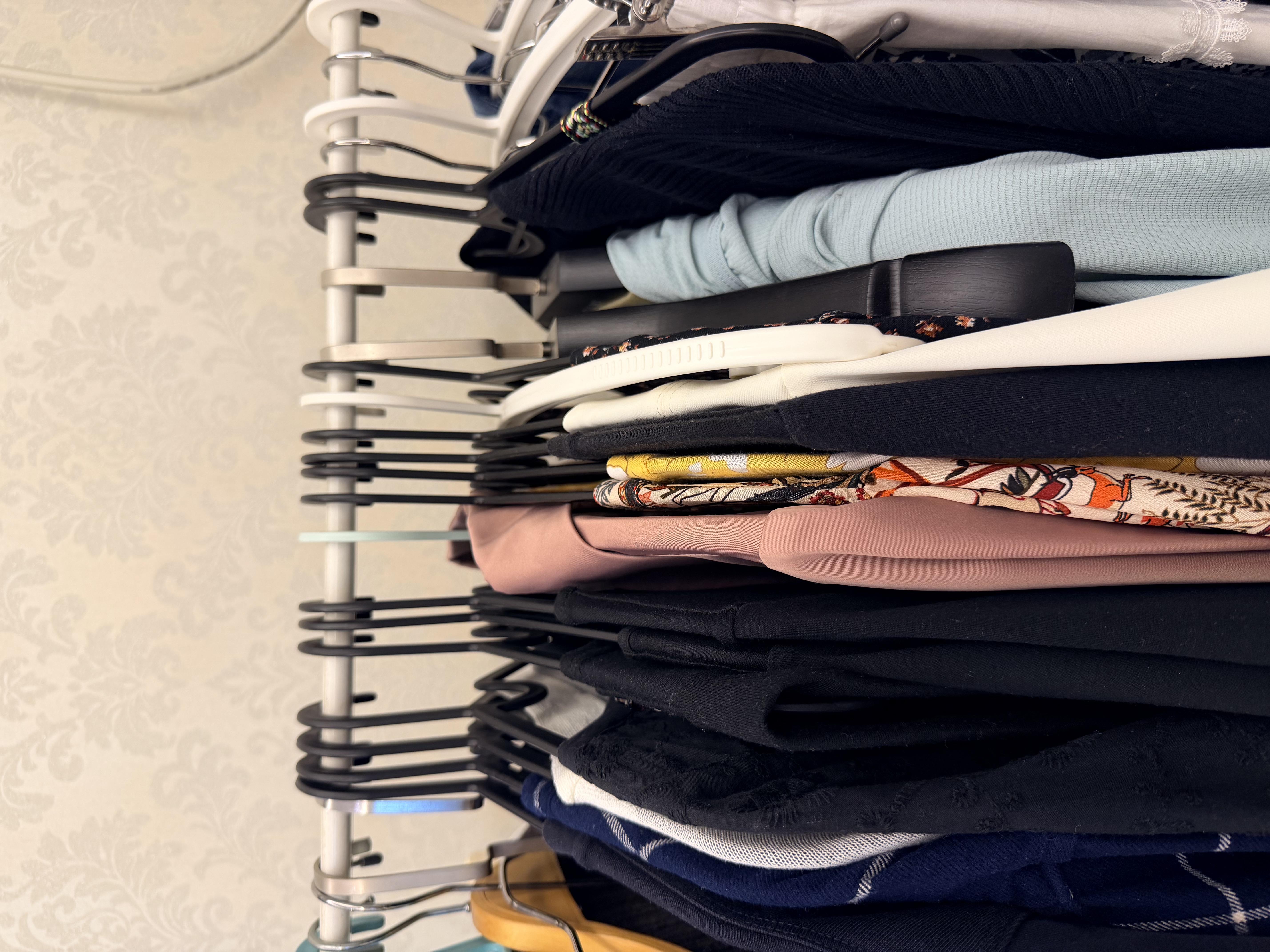 宜家（IKEA）SPRUTTIG埃斯汀衣架晾衣架挂衣架收纳衣撑衣服挂室内家用学生宿舍 绿色衣架3只装*2 实拍图