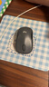 罗技（Logitech）M220 轻音鼠标 无线鼠标 办公鼠标 对称鼠标 带无线微型接收器 灰黑色 实拍图