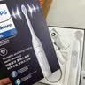 飞利浦（PHILIPS）毕雯珺推荐声波电动牙刷钻石3系 5倍洁齿5种模式 刷头*2 520情人节礼物送男生女友HX5181/01白 实拍图