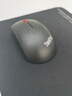 ThinkPad 小黑红点无线鼠标 笔记本电脑办公蓝光鼠标 单模-无线鼠标（石墨黑） 实拍图