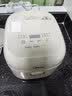 美的（Midea）小碧玉电饭煲2-3人3升0氟陶瓷白玉内胆家用电煮锅煲汤煮粥智能预约多功能一锅多用微压电饭锅RE360 实拍图