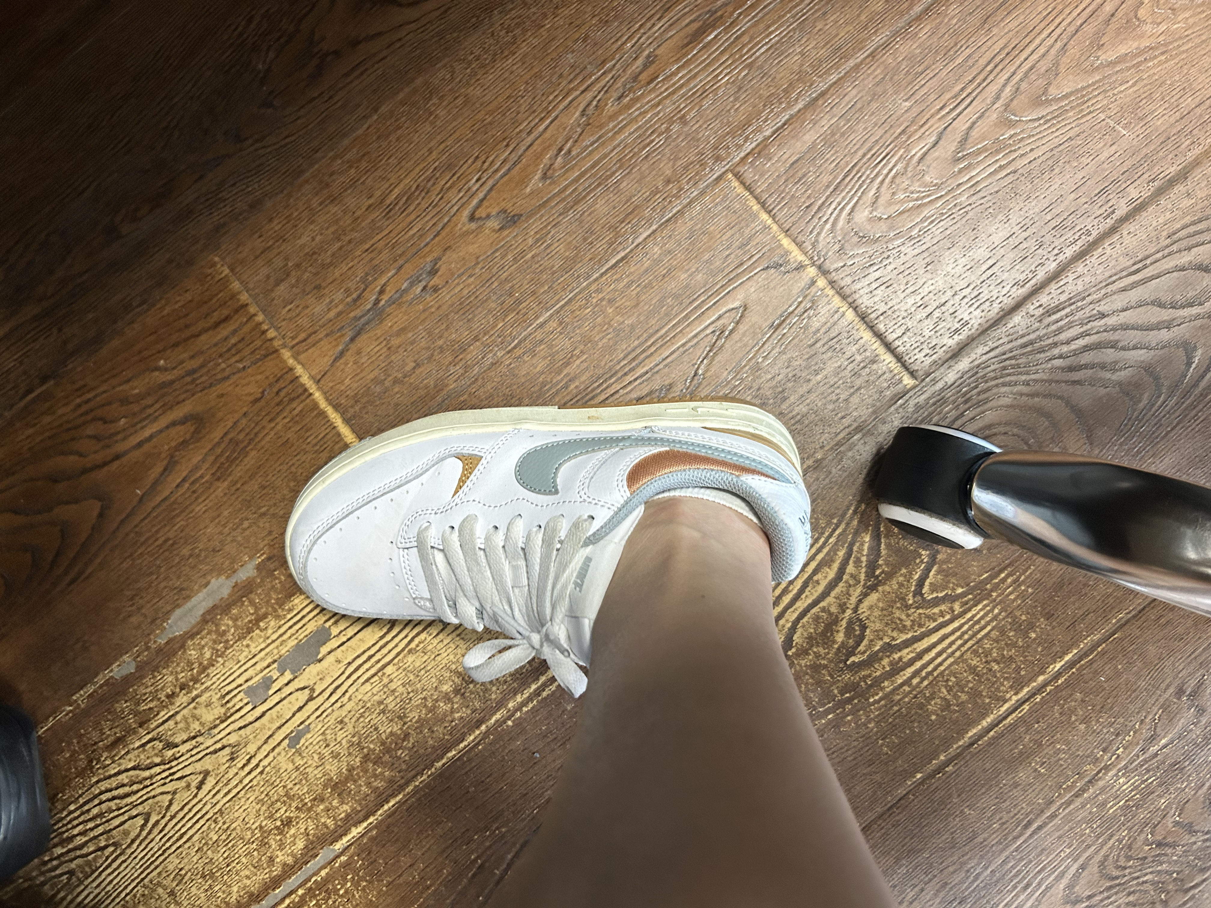 耐克NIKE板鞋女子减震GAMMA FORCE运动鞋DX9176-112白35.5 实拍图