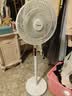 美的（Midea）【幸运草安睡1S】一级能效直流变频声控电风扇家用遥控卧室静音落地扇台式桌面抗菌大风力转页扇 实拍图