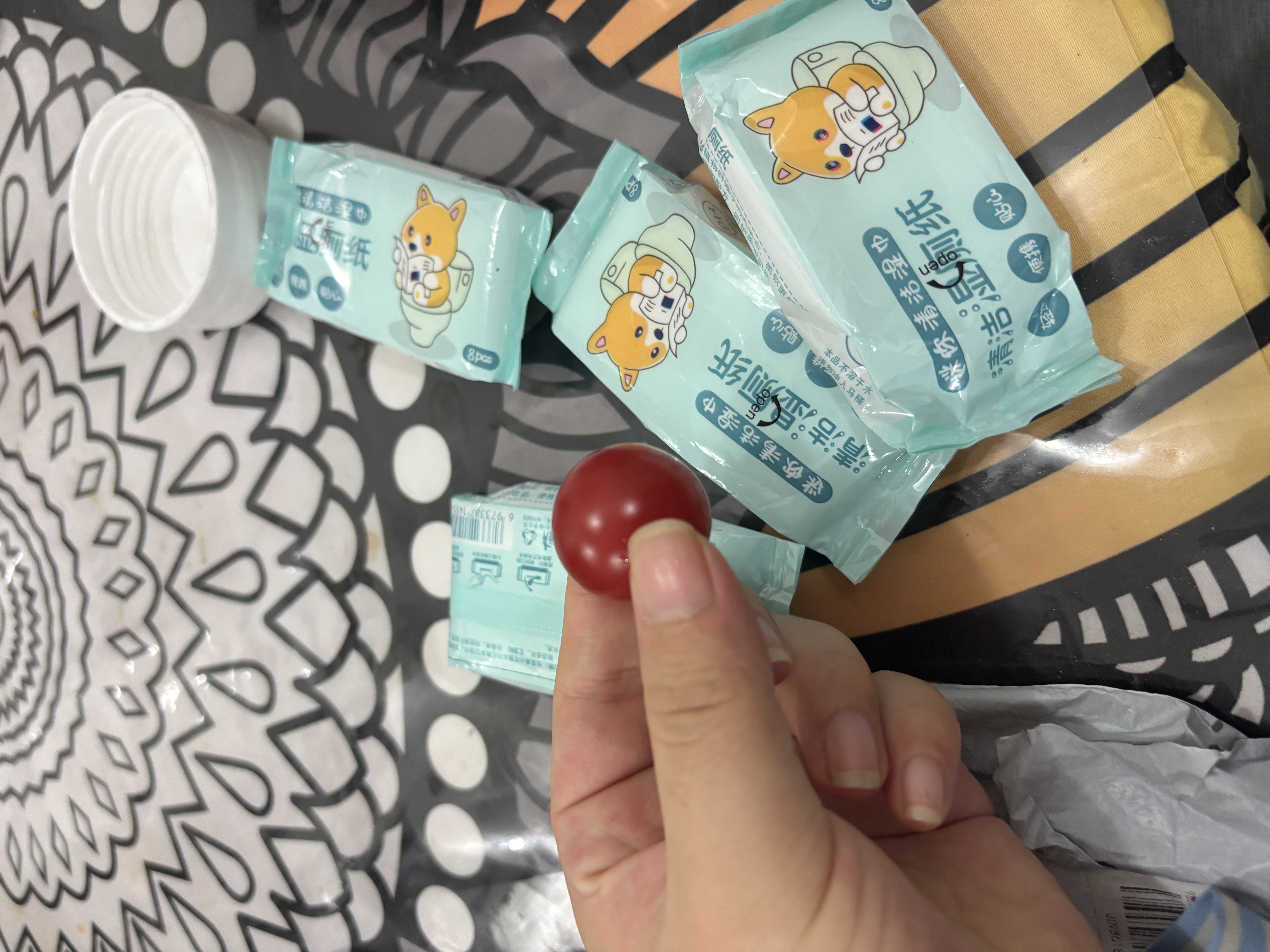 便携加厚小包洗脸巾加厚一次性毛巾旅行装干湿两用洁面巾20*20cm 4抽*1包活动款 无规格 实拍图