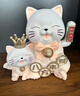 十号公馆八方来财招财猫摆件自动招手办公室前台店铺收银台装饰开业礼物 【京仓直发 带红色垫子】八方来财 长28宽20高28厘米 实拍图