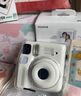 富士instax miniSE 一次成像拍立得相机 旅行 智能 拍照  送女生 生日礼物 代写贺卡 白色 官配（含专属配件盒） 实拍图