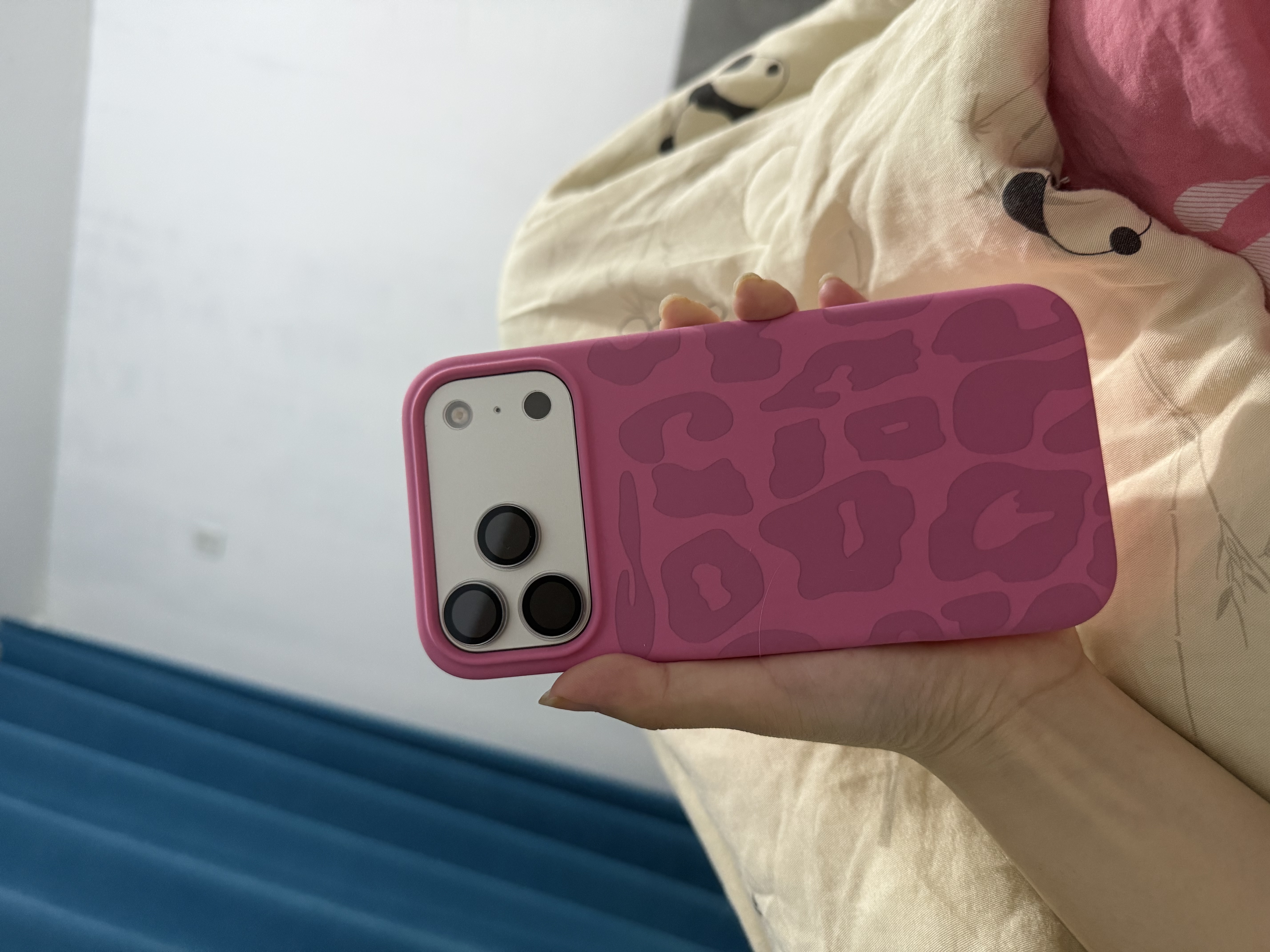 嘉丹纳 JUADONAR原创潮牌豹纹【一体相机键】iPhone17个性液态硅胶17promax手机壳全包苹果17Pro简约高级感保护套 甜心粉-豹纹 iphone 17 Pro Max 实拍图