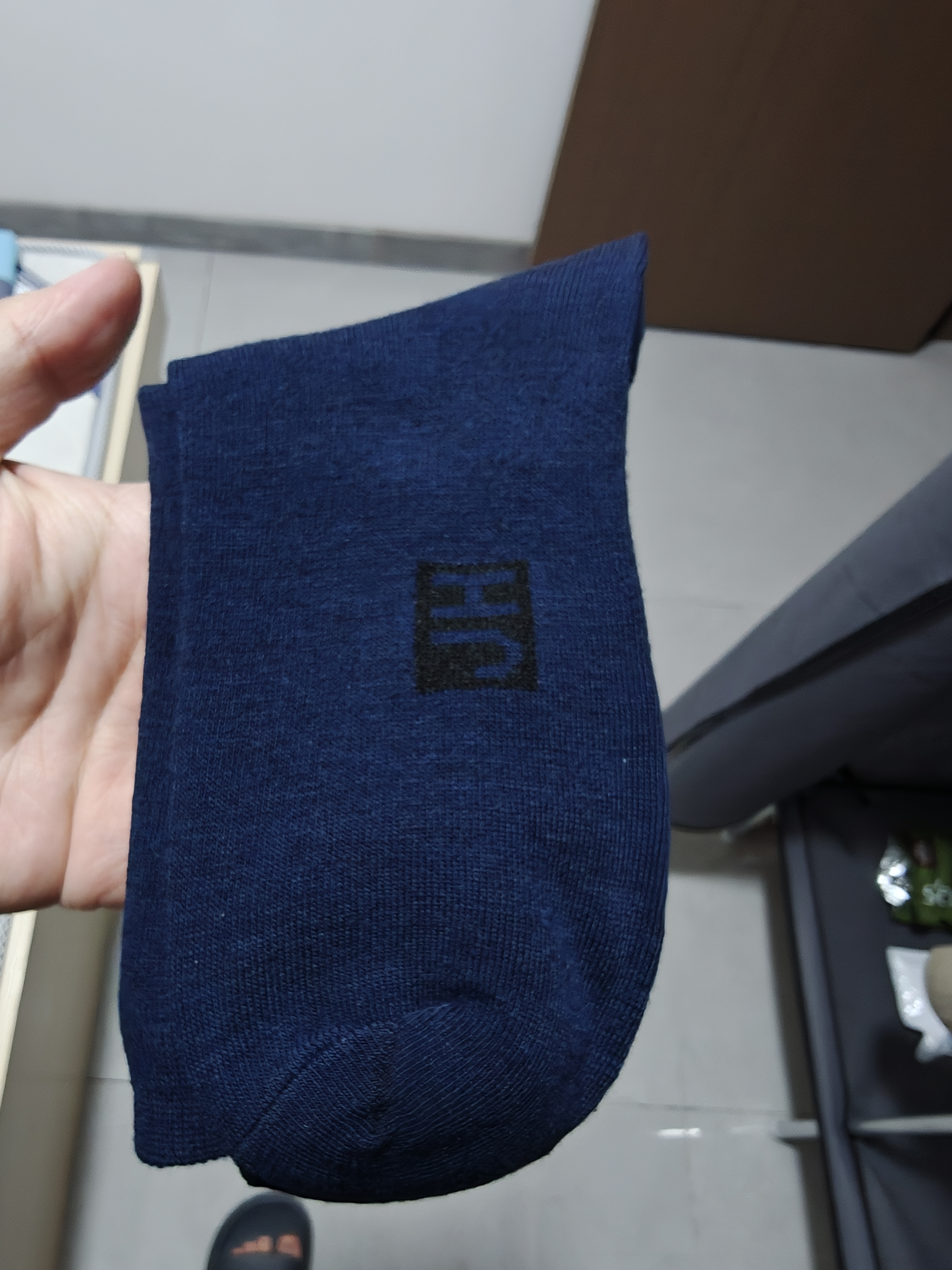 际华融通冬袜夏袜男军训袜子零袜制训练运动式袜防臭耐磨透气中筒袜 10双-藏蓝-夏袜（S级防臭款） 24-26cm中号(40-44码) 实拍图