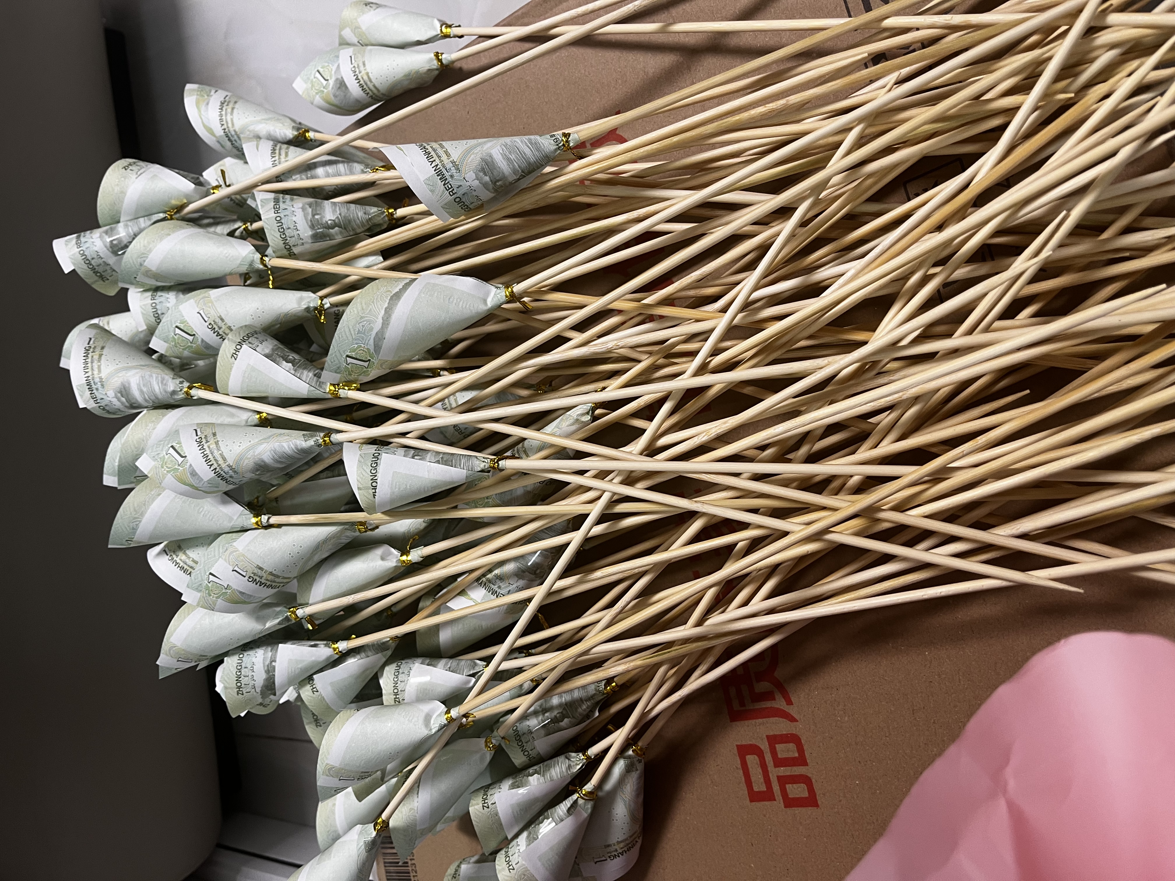 喜加亿毕业Diy花束制作材料包零食手工包装纸送男友情人节礼物 优雅紫*有钱花材料包 实拍图